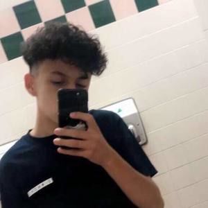 Meet your Posher, Maxwell